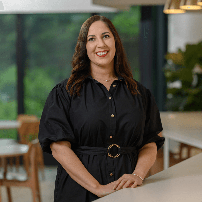 Alysha Fosset Headshot